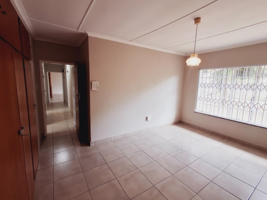 3 Bedroom Property for Sale in Vaalpark Free State